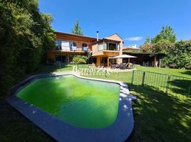 6 Bedroom House for sale in Santiago, San Jode De Maipo, Cordillera, Santiago