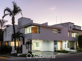 3 Bedroom Apartment for sale in Zapopan, Jalisco, Zapopan