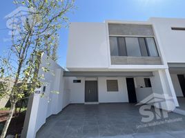 Villa 3 chambre à vendre à Santa Catarina, Nuevo Leon, Santa Catarina
