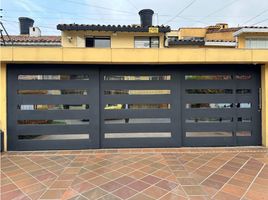 5 Bedroom House for sale in Bogota, Cundinamarca, Bogota