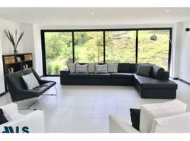 3 Bedroom Villa for sale in Bare Foot Park (Parque de los Pies Descalzos), Medellin, Medellin