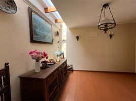 4 Bedroom House for sale in Santiago, San Jode De Maipo, Cordillera, Santiago