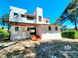Maison 4 chambre à vendre à Valle De Bravo, Mexico, Valle De Bravo