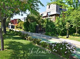 6 Bedroom House for sale in Santiago, San Jode De Maipo, Cordillera, Santiago