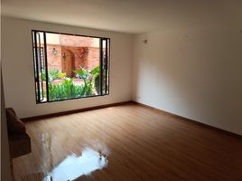 4 Bedroom House for sale in Fundacion Cardioinfantil-Instituto de Cardiologia, Bogota, Bogota