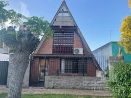 3 Bedroom House for sale in Quilmes, Buenos Aires, Quilmes