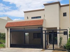 Villa 3 chambre à vendre à Monterrey, Nuevo Leon, Monterrey, Nuevo Leon