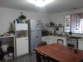 2 Bedroom House for sale in General San Martin, Buenos Aires, General San Martin