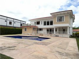 5 Bedroom House for sale in Pereira, Risaralda, Pereira