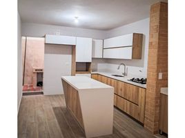 4 Habitación Villa en venta en Parque de los Pies Descalzos, Medellín, Medellín