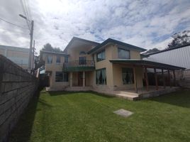 4 Bedroom House for sale in Conocoto, Quito, Conocoto