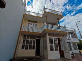 6 Bedroom House for sale in Ricaurte, Cundinamarca, Ricaurte