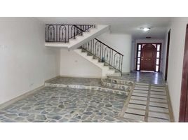 7 Bedroom House for sale in Yumbo, Valle Del Cauca, Yumbo