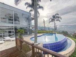 4 Bedroom Villa for sale in Bare Foot Park (Parque de los Pies Descalzos), Medellin, Medellin