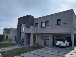 4 Habitación Casa en venta en Pilar, Buenos Aires, Pilar