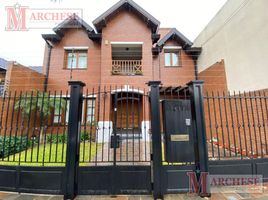 3 Bedroom House for sale in Moron, Buenos Aires, Moron