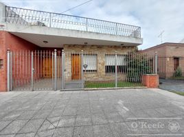 2 Bedroom House for sale in Quilmes, Buenos Aires, Quilmes