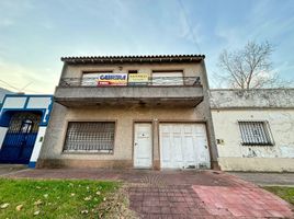 4 Bedroom House for sale in Lomas De Zamora, Buenos Aires, Lomas De Zamora