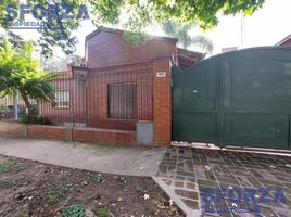 2 Bedroom House for sale in General Sarmiento, Buenos Aires, General Sarmiento