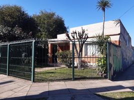 2 Bedroom House for sale in General Sarmiento, Buenos Aires, General Sarmiento