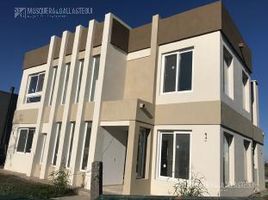 Villa 4 chambre à vendre à Escobar, Buenos Aires, Escobar