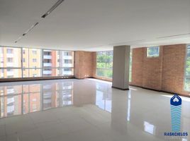 127 m² Office for rent in Parque de los Pies Descalzos, Medellín, Medellín