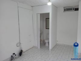 25 m² Office for rent in Parque de los Pies Descalzos, Medellín, Medellín