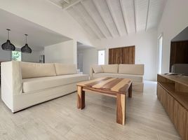4 Bedroom House for sale in La Costa, Buenos Aires, La Costa