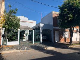 2 Bedroom House for sale in Quilmes, Buenos Aires, Quilmes