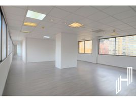 192 SqM Office for sale in Cundinamarca, Bogota, Cundinamarca