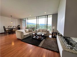 3 Habitación Apartamento en venta en Centro Comercial La Querencia, Bogotá, Bogotá