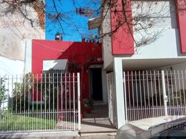 2 Bedroom House for sale in La Plata, Buenos Aires, La Plata