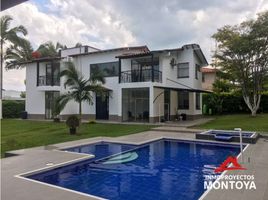 4 Bedroom House for sale in Risaralda, Pereira, Risaralda