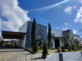 4 Habitación Villa en alquiler en Colombia, Envigado, Antioquia, Colombia