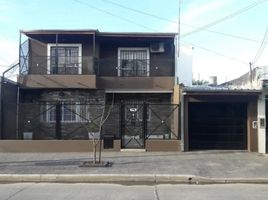 4 Bedroom House for sale in General Sarmiento, Buenos Aires, General Sarmiento