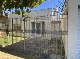 2 Bedroom House for sale in Quilmes, Buenos Aires, Quilmes