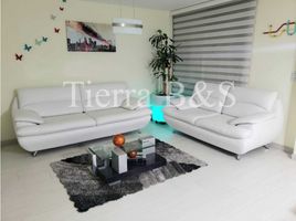 3 Bedroom House for sale in Templo Bogotá Colombia, Bogota, Bogota