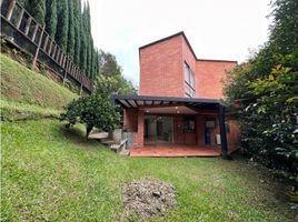 4 Habitación Casa en venta en Envigado, Antioquia, Envigado