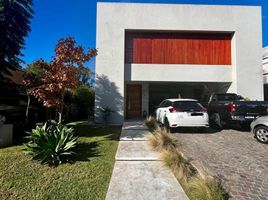 3 Bedroom House for sale in Quilmes, Buenos Aires, Quilmes