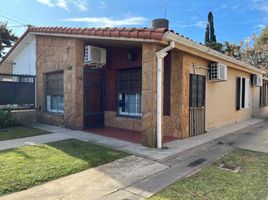 4 Bedroom House for sale in Berazategui, Buenos Aires, Berazategui