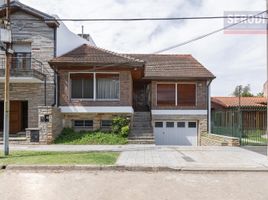 3 Bedroom House for sale in Quilmes, Buenos Aires, Quilmes