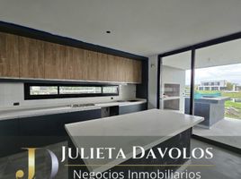 4 chambre Villa for sale in Escobar, Buenos Aires, Escobar