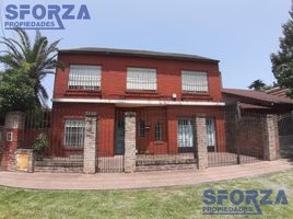 3 Bedroom House for sale in General Sarmiento, Buenos Aires, General Sarmiento