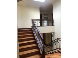 4 Bedroom House for sale in Templo Bogotá Colombia, Bogota, Bogota