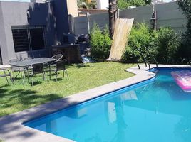 3 Bedroom House for sale in General Sarmiento, Buenos Aires, General Sarmiento