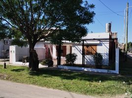 2 Bedroom House for sale in General Sarmiento, Buenos Aires, General Sarmiento