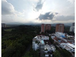 3 Bedroom Apartment for sale in Cali, Valle Del Cauca, Cali