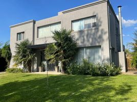 5 Bedroom House for sale in General Sarmiento, Buenos Aires, General Sarmiento