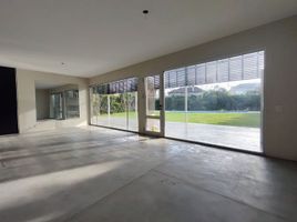 6 Bedroom Villa for sale in Buenos Aires, General Sarmiento, Buenos Aires