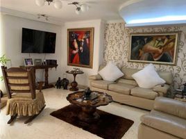 4 Bedroom Villa for sale in Bare Foot Park (Parque de los Pies Descalzos), Medellin, Medellin